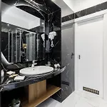 Sant'angelo 4* נאפולי